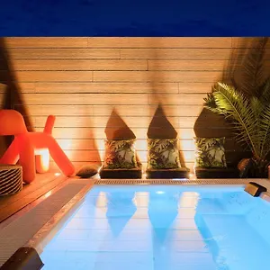 https://hostal-eho-maricel.catalonia-hotels.com