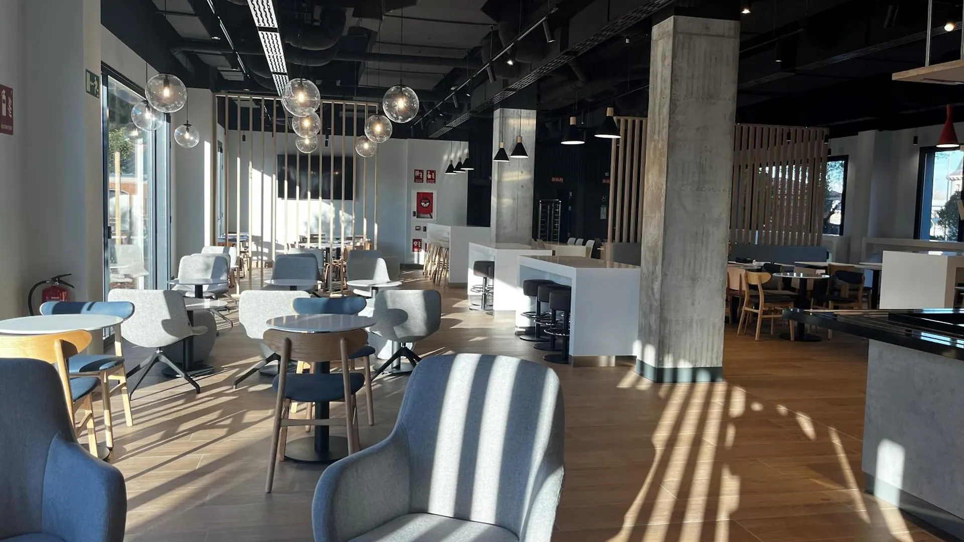 מלון Ibis Budget Madrid Aeropuerto