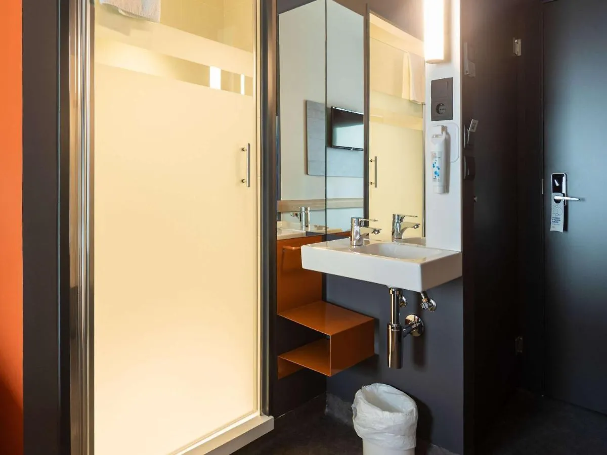 Ibis Budget Madrid Aeropuerto 0*,  Spanje