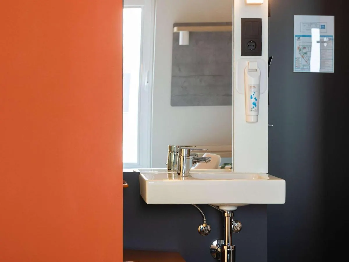 Ibis Budget Madrid Aeropuerto Hotel