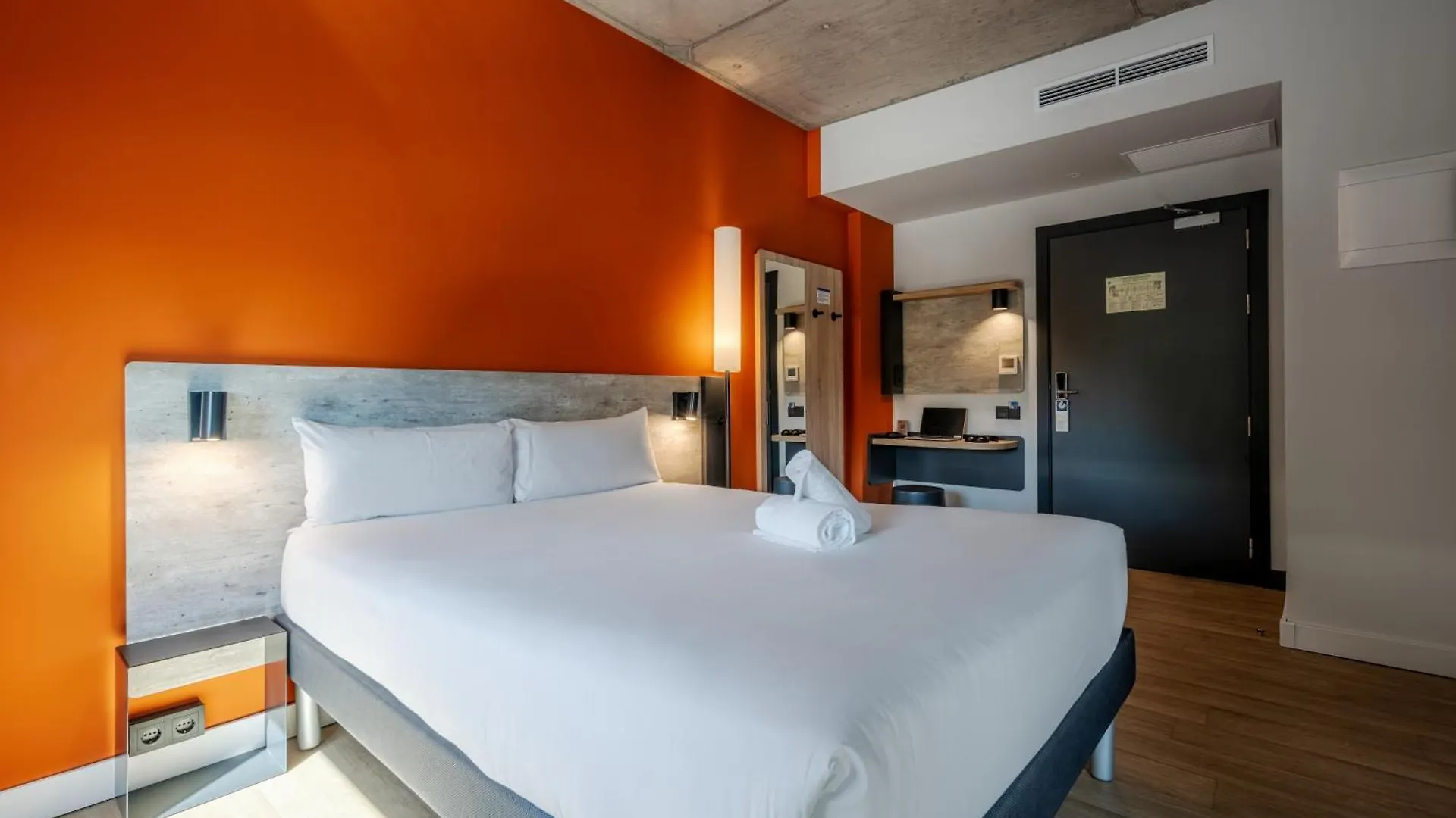 Ibis Budget Madrid Aeropuerto Hotel
